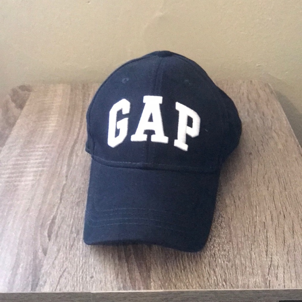 Gap hat